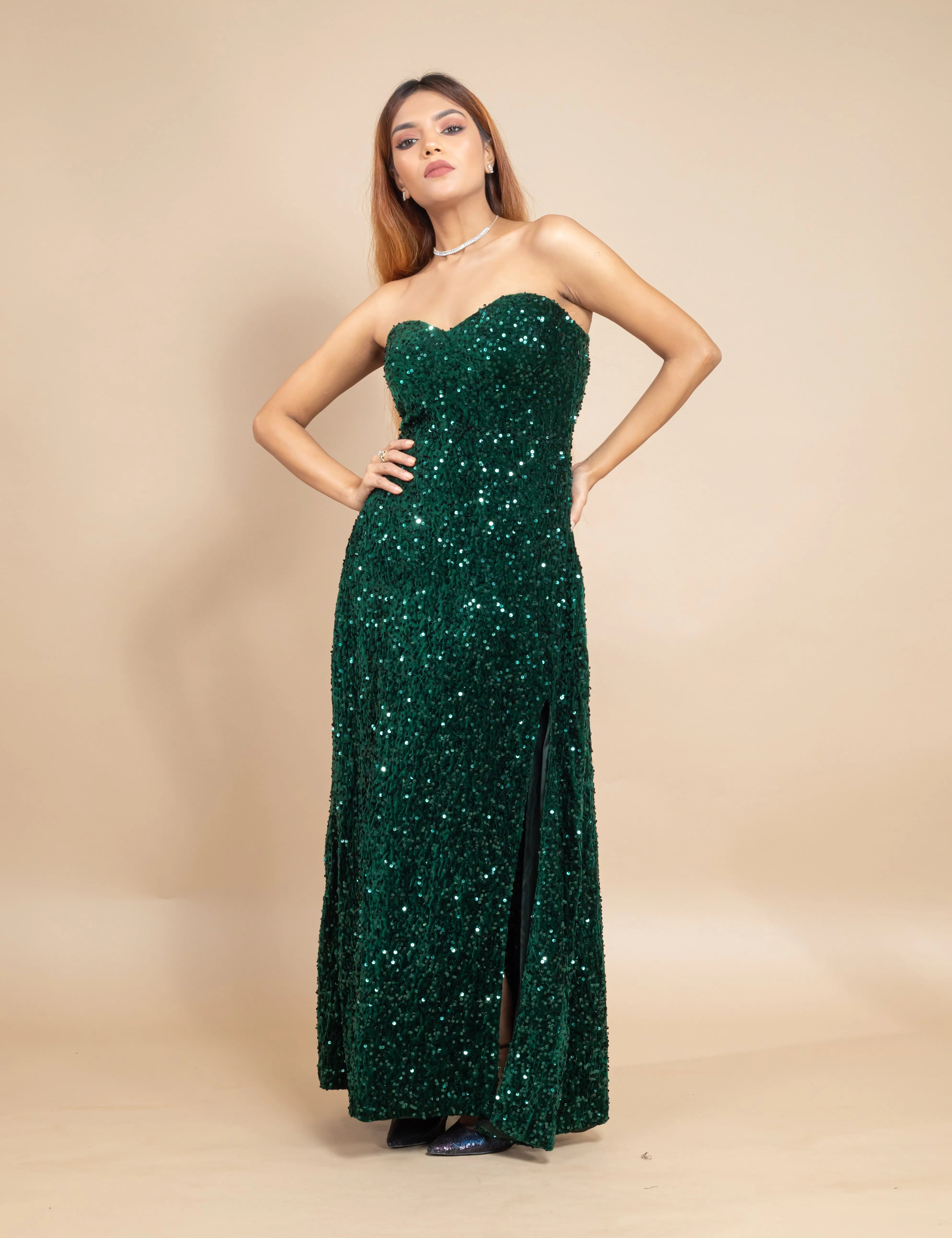 ELEGANT OFF-SHOULDER VELVET SEQUIN DRESS - Bulks