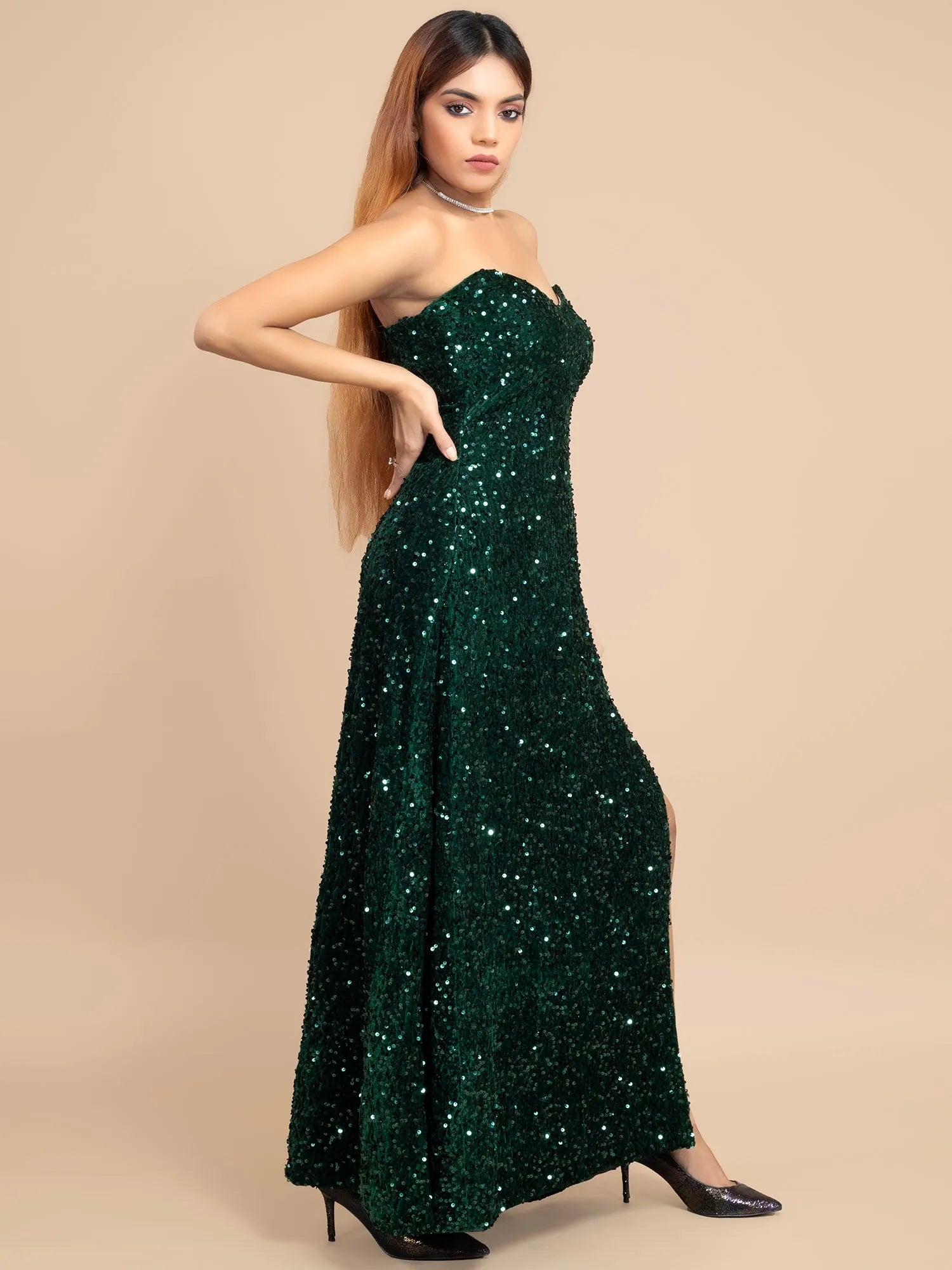 ELEGANT OFF-SHOULDER VELVET SEQUIN DRESS - Bulks