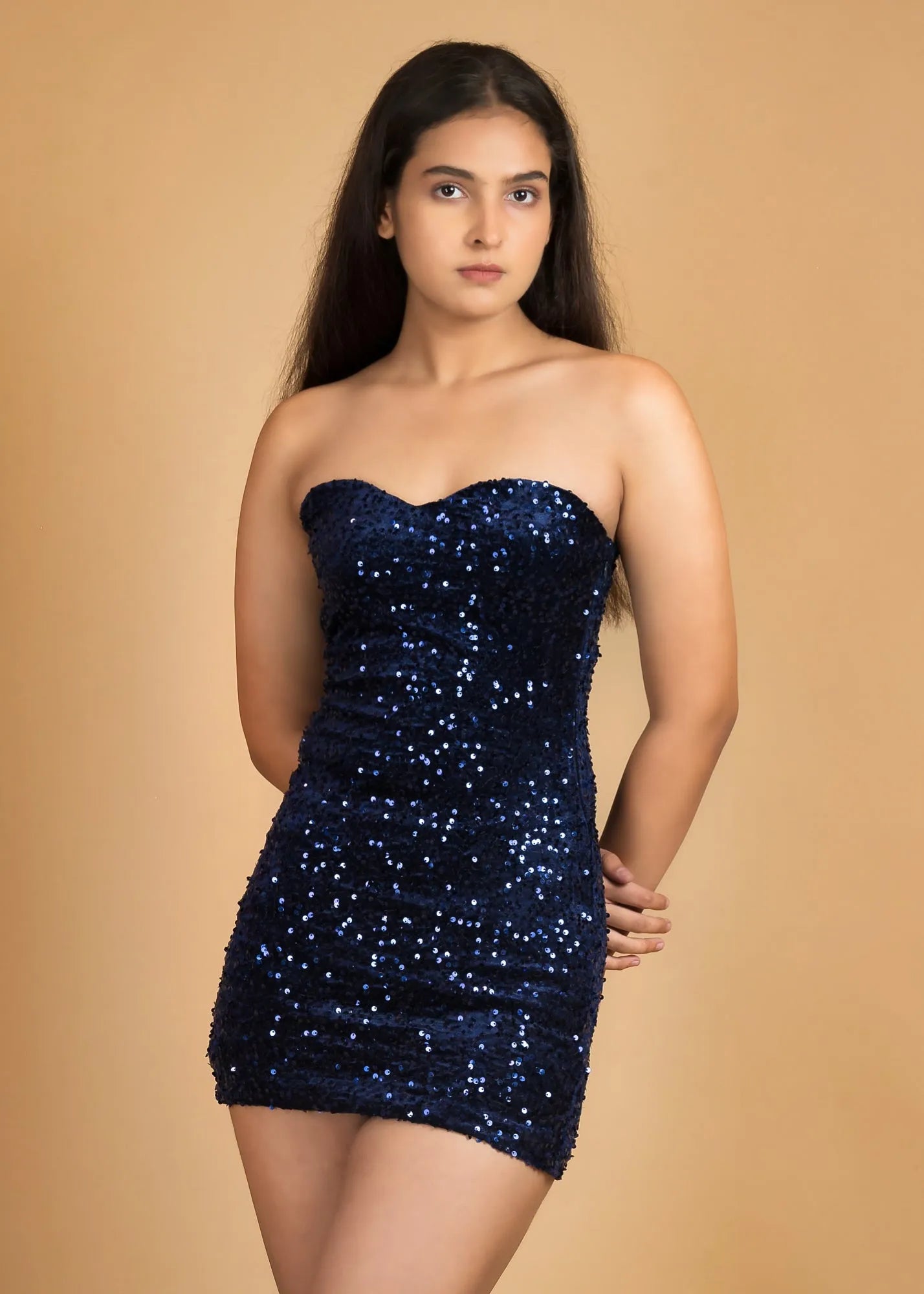 DAZZLE AND SHINE VELVET SEQUIN TUBE DRESS - Bulks