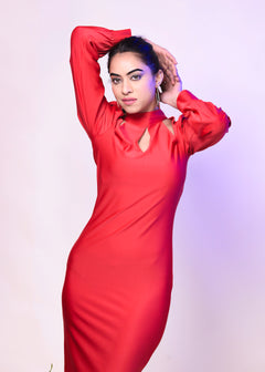 RED CHIC MIDI DRESS WITH DELICATE KEYHOLE CUTOUTS AND HIGH NECKLINE - Womenue