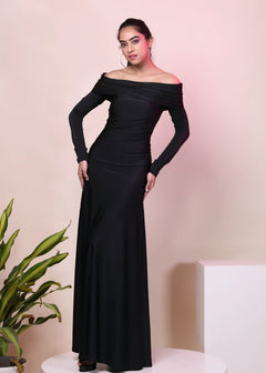 CLASSIC BLACK OVERFOLD OFF SHOULDER LONG GOWN DRESS - Womenue