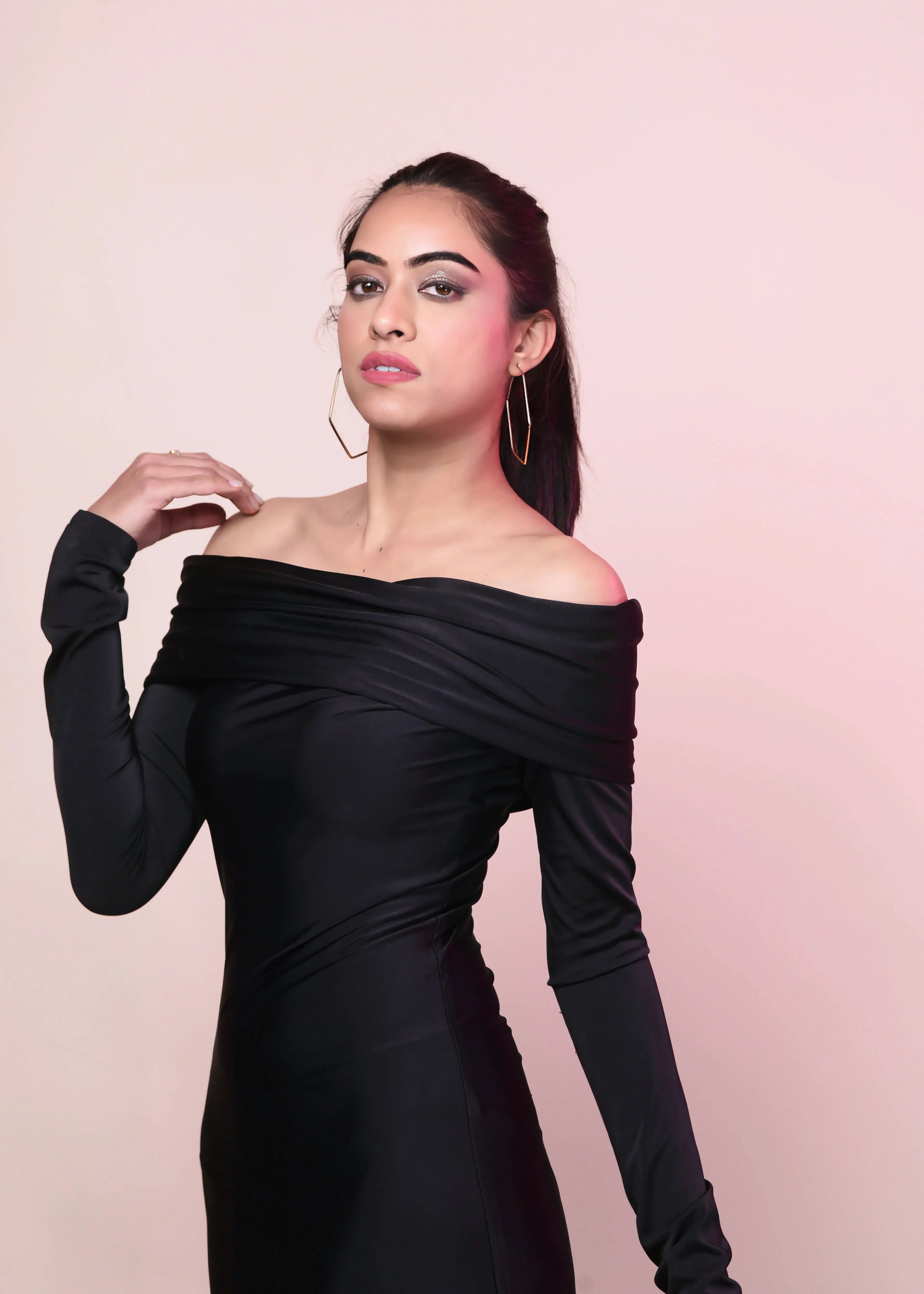 CLASSIC DACRON OVERFOLD OFF SHOULDER LONG GOWN DRESS - Bulks